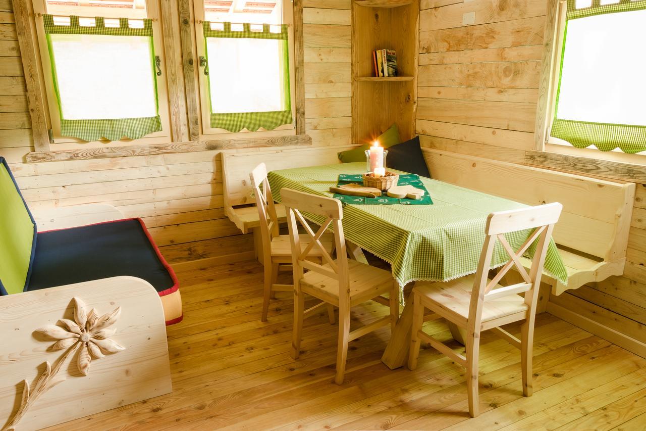 Dolomiti Village Comeglians Екстериор снимка